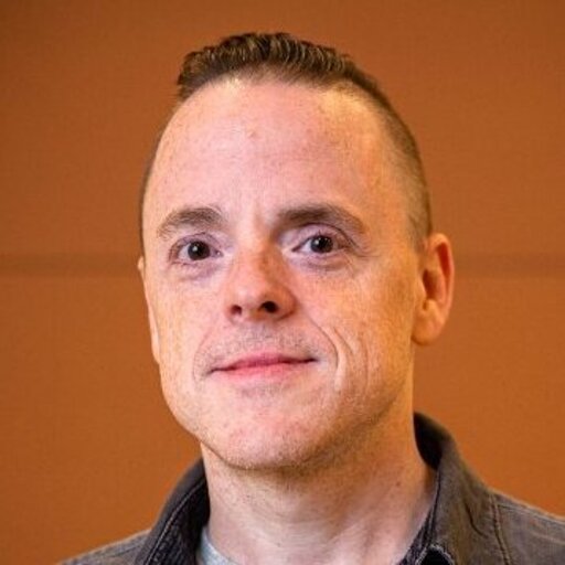 Mike Hale profile